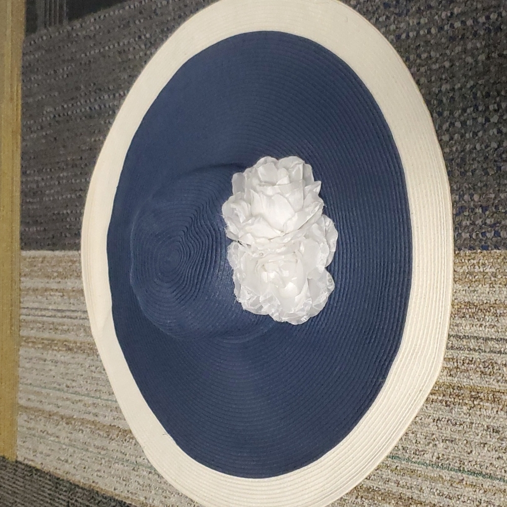 Kathy Jeanne 100% Paper Women's Summer Blue & White Hat